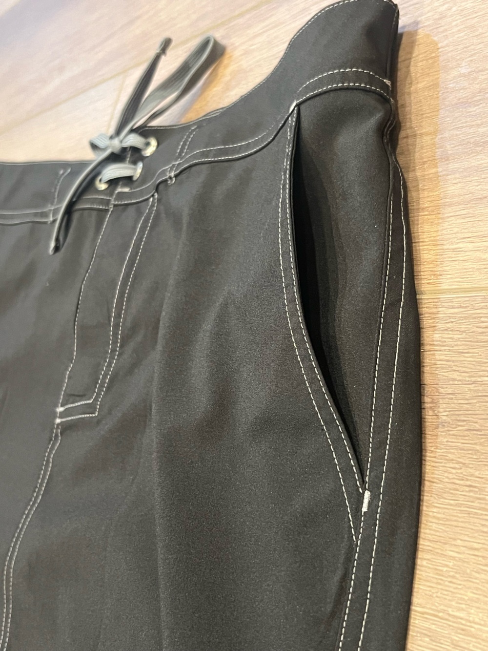 RipSkirt Hawaii Black Pull-on Skirt (non-wrap) Drawstrings, Pockets, Beach - Picture 7 of 11